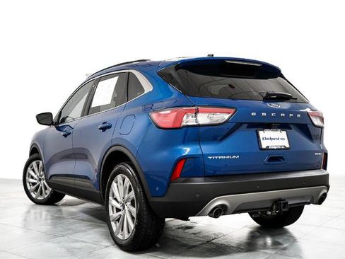 Certified 2022 Ford Escape Titanium w/ Titanium Elite Package AWD/4WD image 5