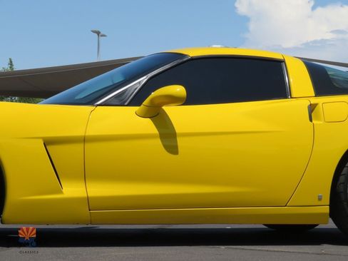Used 2009 Chevrolet Corvette Coupe w/ Preferred Equipment Group RWD image 20