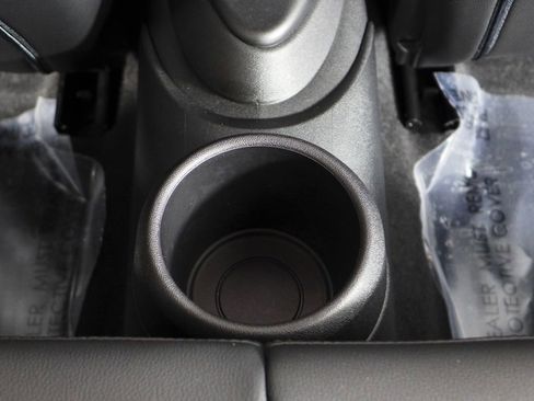 Used 2019 MINI Cooper 4-Door Hardtop image 24