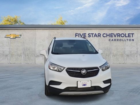 Certified 2021 Buick Encore Preferred image 3