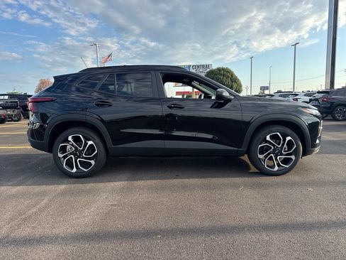 New 2026 Chevrolet Trax RS w/ Driver Confidence Package FWD image 8