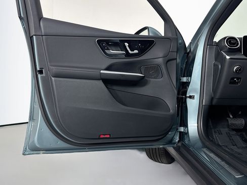 New 2026 Mercedes-Benz GLC 300 image 20