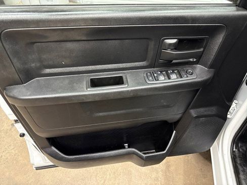 Used 2022 RAM 3500 Tradesman w/ Chrome Appearance Group AWD/4WD image 28