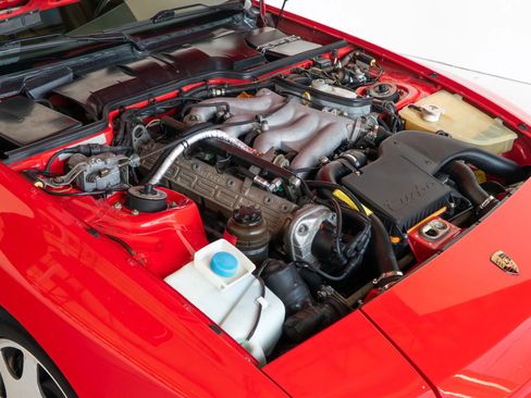 Used 1989 Porsche 944 Turbo image 98