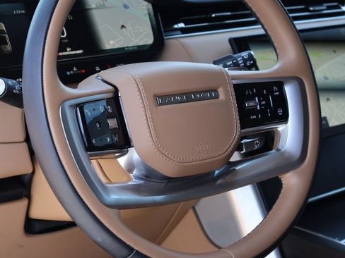 Certified 2024 Land Rover Range Rover SE AWD/4WD image 18