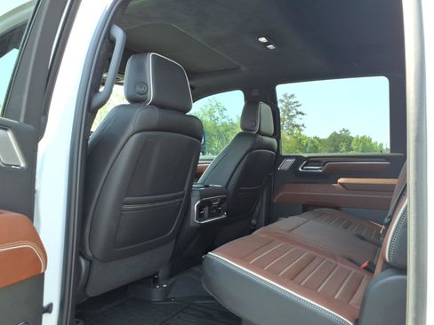 Used 2024 GMC Sierra 2500 Denali Ultimate AWD/4WD image 24
