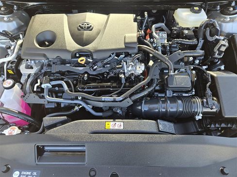 Certified 2025 Toyota Camry SE image 32