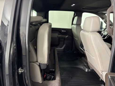 Used 2020 Chevrolet Silverado 2500 LTZ w/ LTZ Plus Package image 14