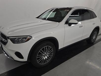 Used 2024 Mercedes-Benz GLC 300 4MATIC w/ Advanced USB Package
