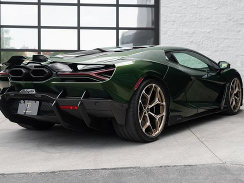 Used 2026 Lamborghini Revuelto AWD/4WD image 13