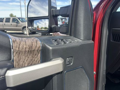 Used 2019 Ford F350 Lariat w/ Lariat Ultimate Package AWD/4WD image 13