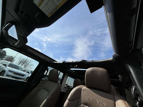 Certified 2023 Jeep Wrangler Sahara w/ Cold Weather Group image 21