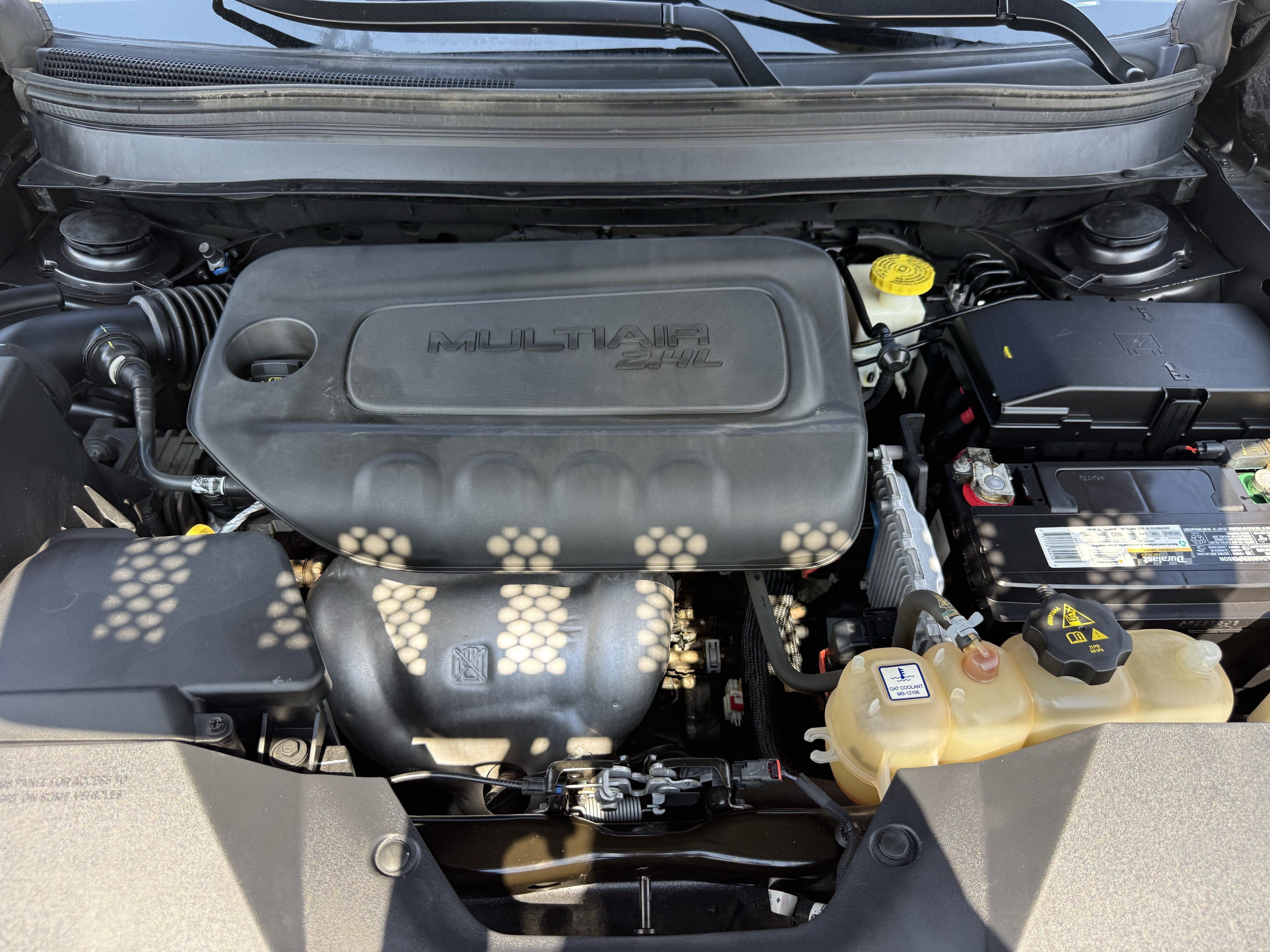 Used 2020 Jeep Cherokee Limited FWD image 32