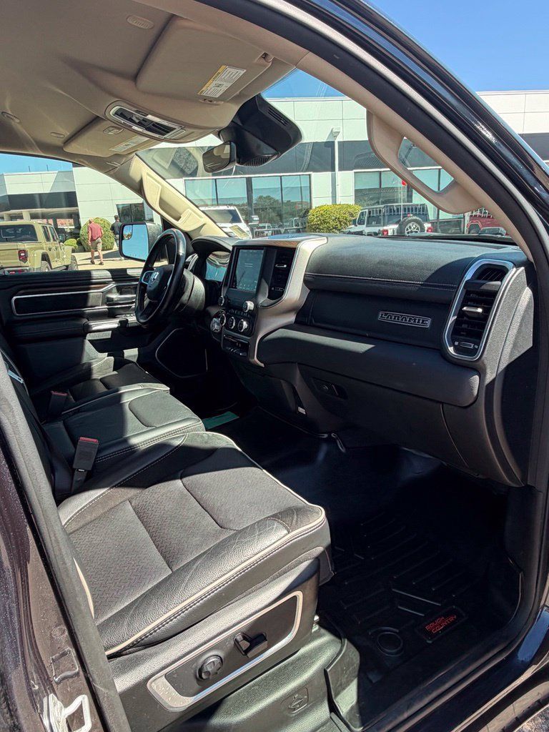 Used 2021 RAM 1500 Laramie AWD/4WD image 32
