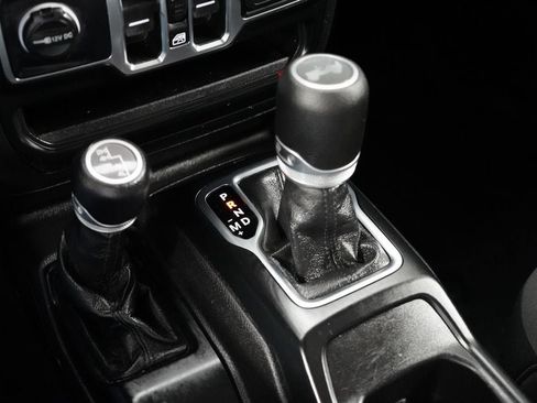Used 2022 Jeep Wrangler Unlimited Sport AWD/4WD image 20