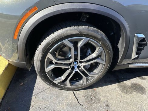 New 2026 BMW X5 xDrive40i AWD/4WD image 9