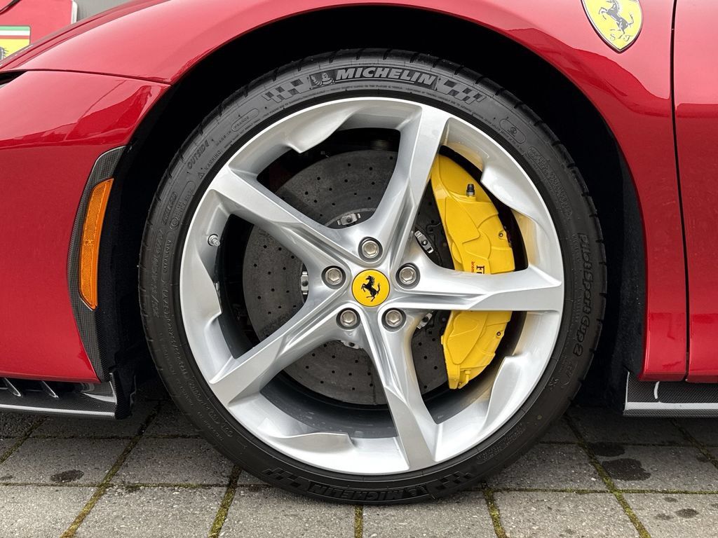 Certified 2024 Ferrari SF90 Spider AWD/4WD image 10