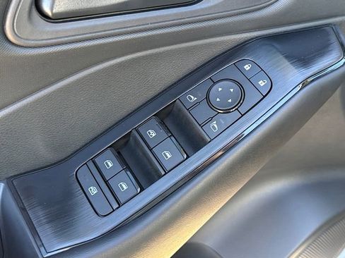 Certified 2025 Nissan Rogue S image 19