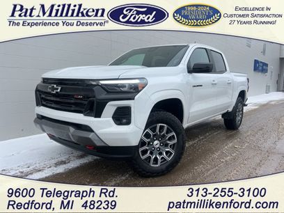 Used 2023 Chevrolet Colorado Z71 w/ Z71 Convenience Package 2