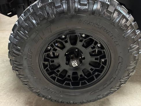 Used 2017 Jeep Wrangler Unlimited Sport w/ Quick Order Package 24S image 11