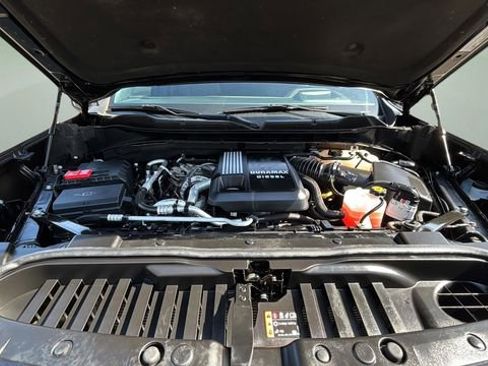 Used 2024 Chevrolet Silverado 1500 ZR2 w/ Technology Package image 34