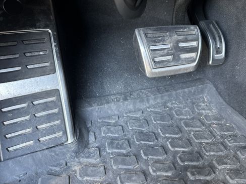 Used 2024 Audi SQ8 Prestige w/ Prestige Package image 17