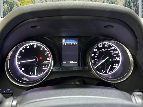 Used 2019 Toyota Camry LE image 16