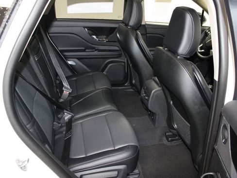 New 2026 Lincoln Corsair Reserve image 31