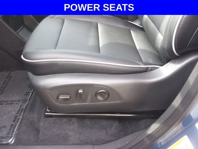 Used 2026 Buick Enclave Preferred w/ Power Package FWD image 9