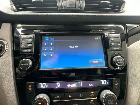 Used 2018 Nissan Rogue Sport SL w/ SL Premium Package AWD/4WD image 13