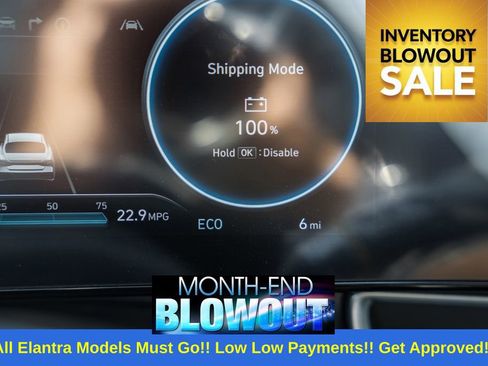 New 2025 Hyundai Elantra Limited image 35