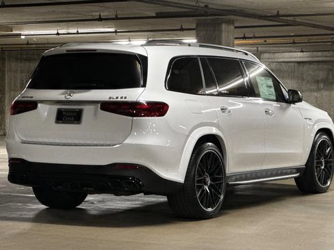 New 2026 Mercedes-Benz GLS 63 AMG 4MATIC image 9