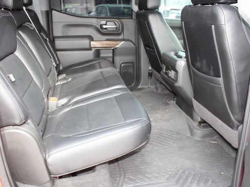 Used 2020 Chevrolet Silverado 1500 LT Trail Boss image 17