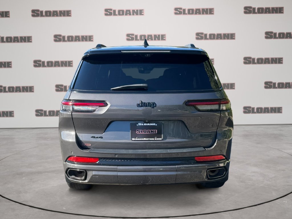 Used 2023 Jeep Grand Cherokee L Summit AWD/4WD image 4