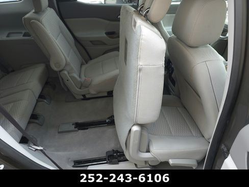 Used 2019 GMC Acadia SLE FWD image 36
