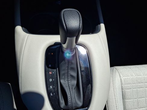 Certified 2026 Honda HR-V LX image 14
