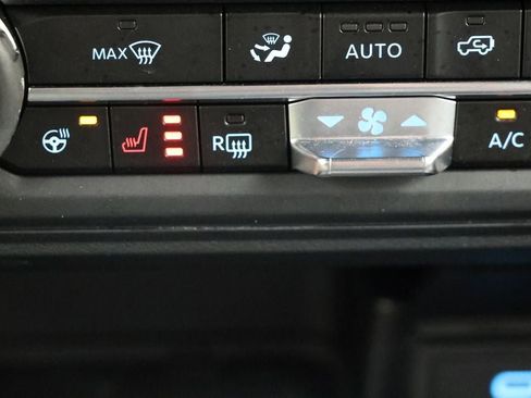 Used 2025 Ford Bronco Outer Banks image 24