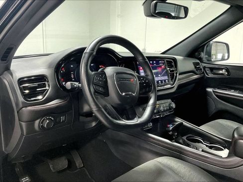 Used 2025 Dodge Durango GT AWD/4WD image 16