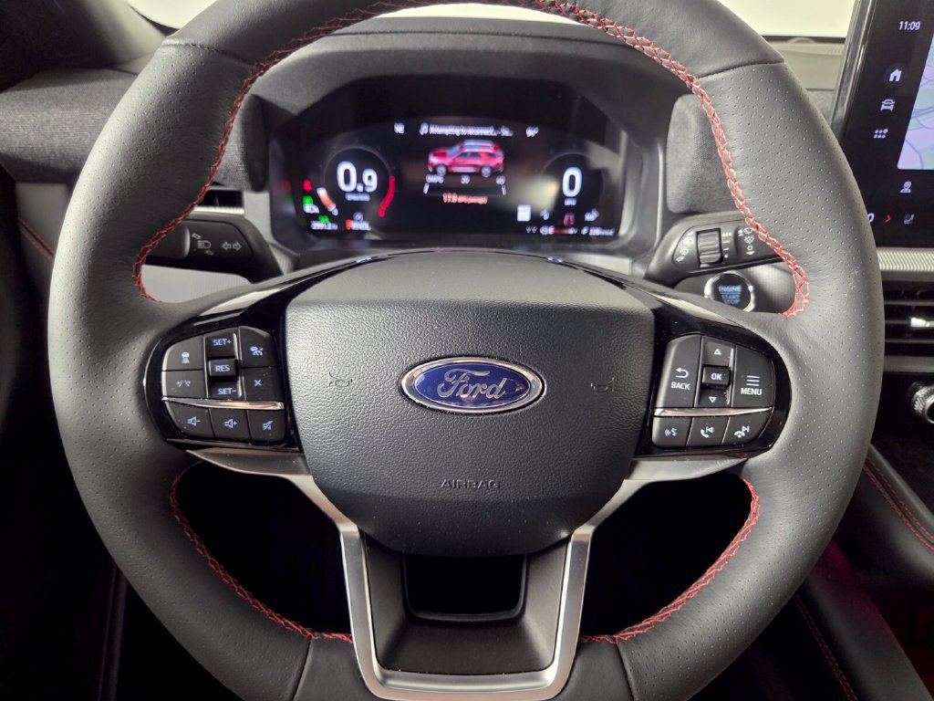 Used 2026 Ford Explorer ST-Line w/ ST-Line Street Pack RWD image 15