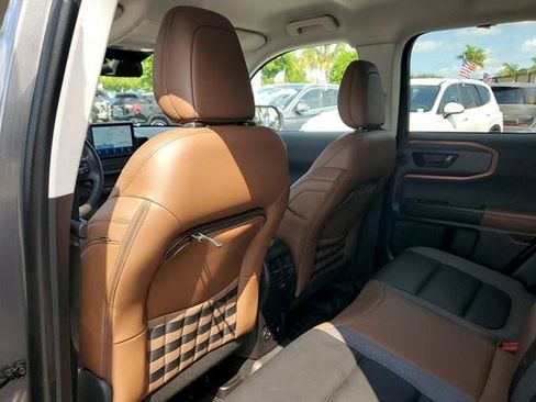 Used 2022 Ford Bronco Sport Outer Banks w/ Tech Package AWD/4WD image 18