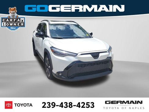 Used 2025 Toyota Corolla Cross AWD Hybrid w/ Convenience Package image 5
