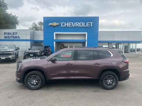 Used 2025 GMC Acadia Elevation image 1