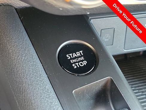 Certified 2025 Nissan Kicks SV FWD image 8