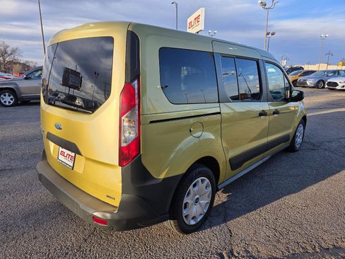 Used 2017 Ford Transit Connect XL image 5