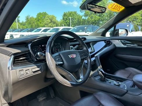 Used 2021 Cadillac XT6 Premium Luxury AWD/4WD image 50