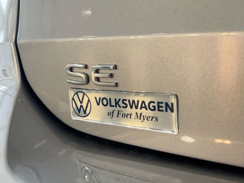 New 2026 Volkswagen Taos SE image 35