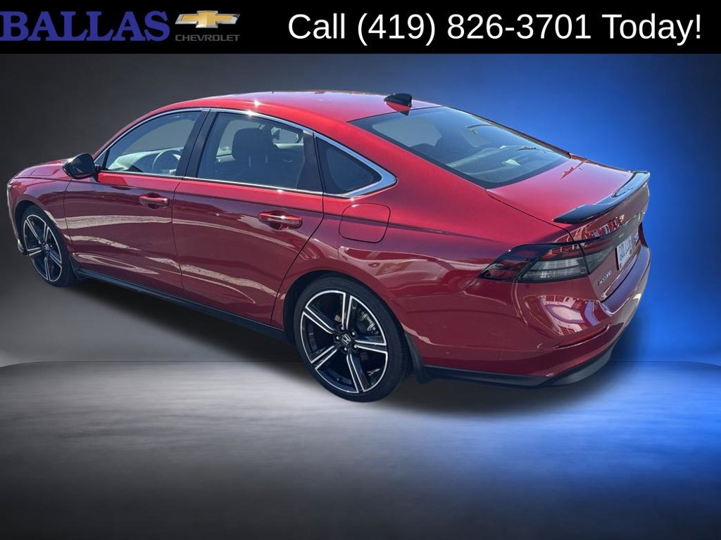 Used 2024 Honda Accord Sport image 4