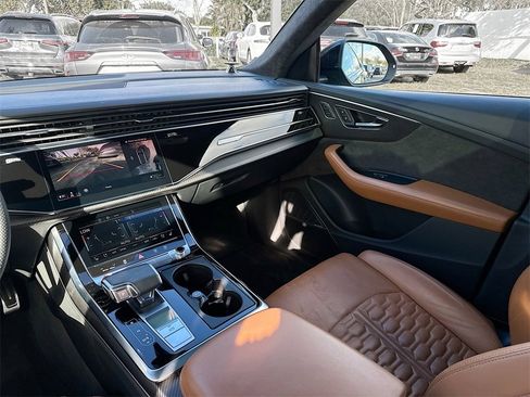 Used 2022 Audi RS Q8 image 26