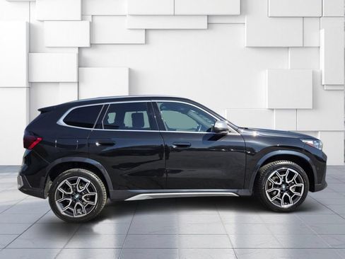 Used 2023 BMW X1 xDrive28i w/ Premium Package AWD/4WD image 4