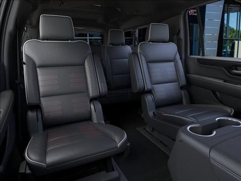 New 2026 GMC Yukon XL AT4 Ultimate AWD/4WD image 17